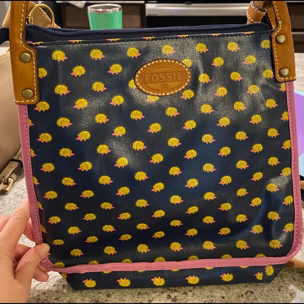 fossil purse